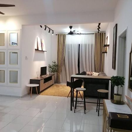 Homestay Casa Nur Iman @Adelia Каджанг Экстерьер фото